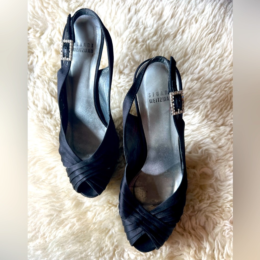 Stuart Weitzman Heels. Size Us 7.5 - image 1